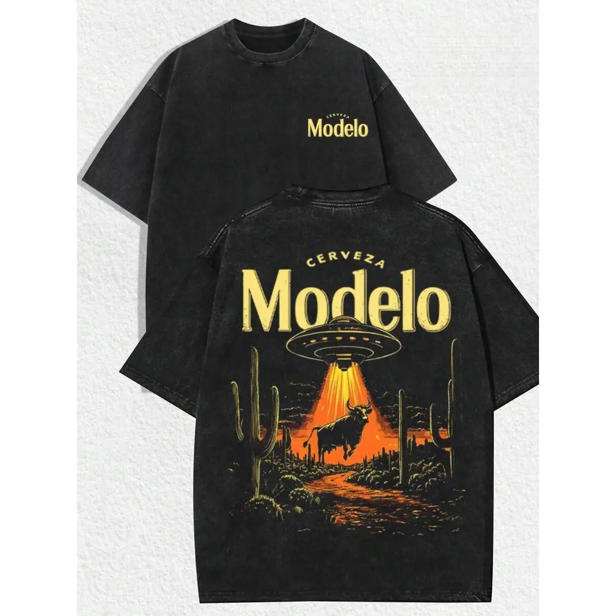 Women's Retro Soft Unisex Vintage Graphic T-Shirt - UFO Bull Desert Scene Print, Distressed Washed Cotton Fabric, Round Neck Short Sleeve Streetwear Outfits for Matching Pants