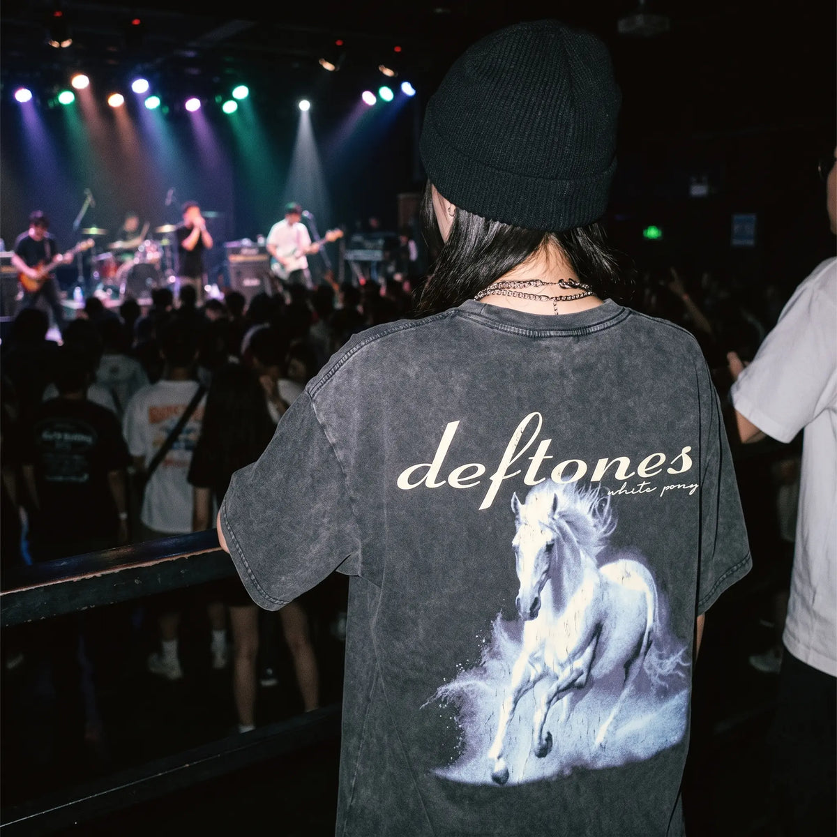 Men's Retro Deftones Pony Logo T-Shirt-A washed, loose-fit, thick cotton short-sleeve T-shirt with a simple yet fun design; unisex alternative metal/grunge round-neck T-shirt, perfect for the gym